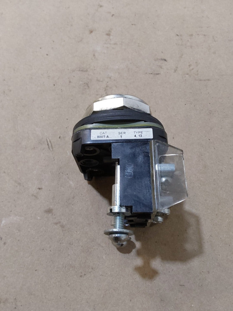 Allen-Bradley 800T-A Push Button Green Flush Head  Series T