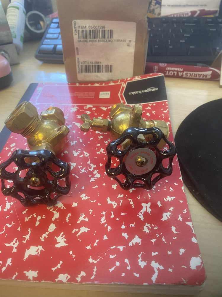 BRAND NEW ESSEX 155500 GAUGE COCK 1/2 NPT 5/8 GLASS 05-007299