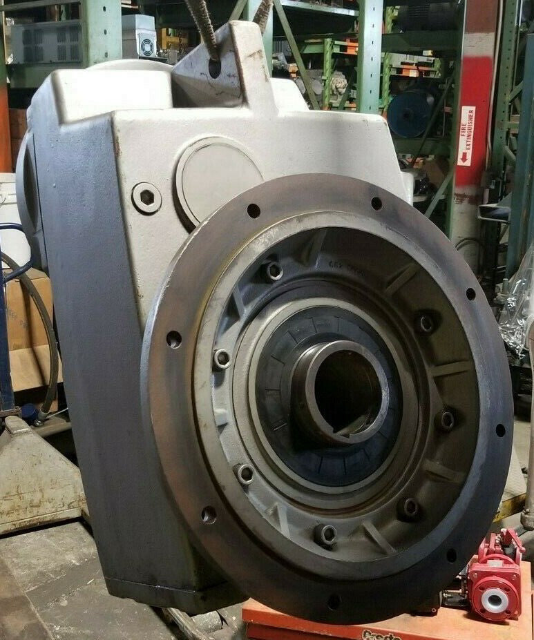 NORD GEAR 12.96:1 RATIO GEAR REDUCER 9099 TORQUE 135 RPM 4" BORE 8282AE-BH-W