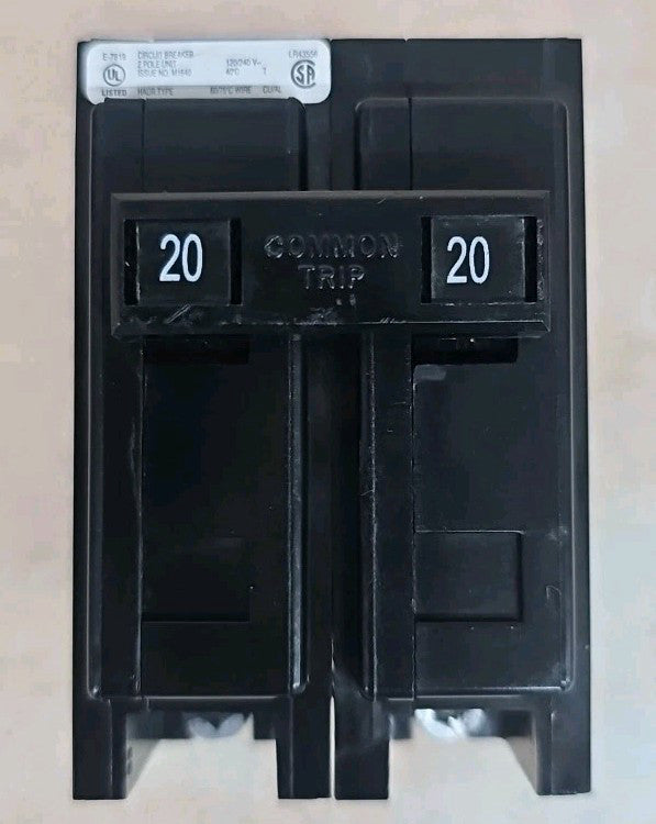 New Take Out Eaton QBHW2020 Industrial Thermal-Magnetic Circuit Breaker Chipped