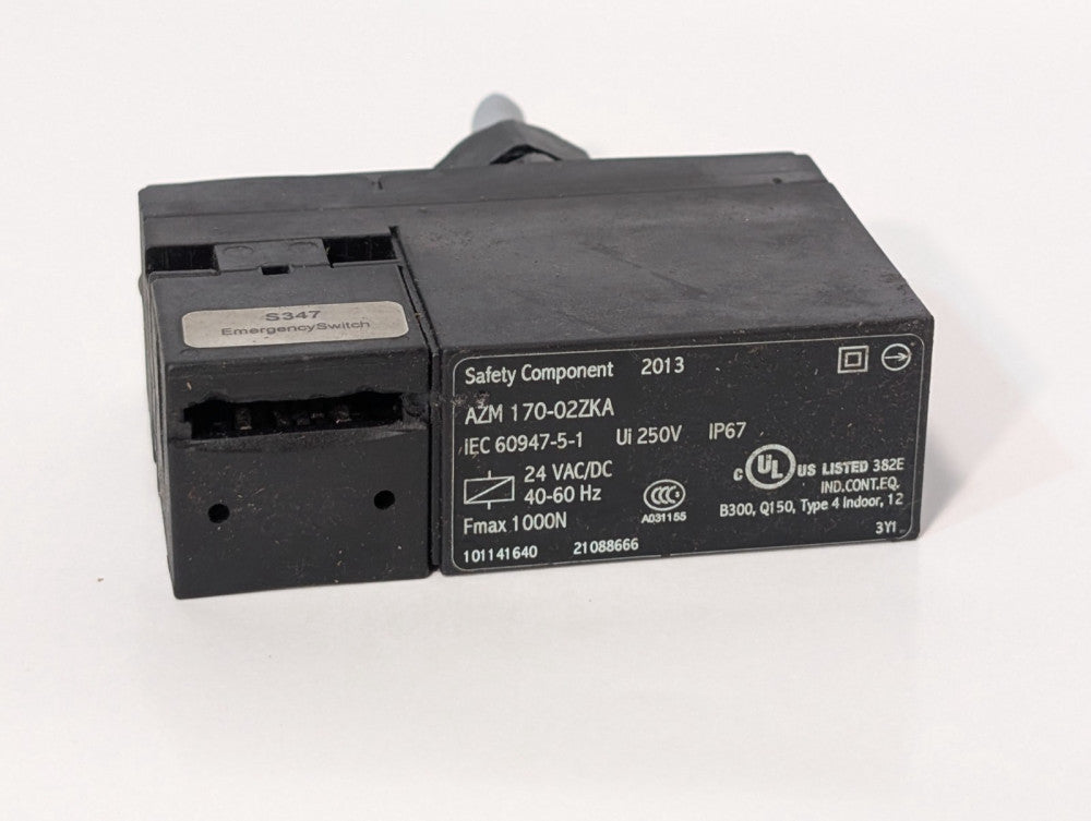 Schmersal AZM 170-02ZKA solenoid-controlled safety interlock switch, 24 VAC/DC