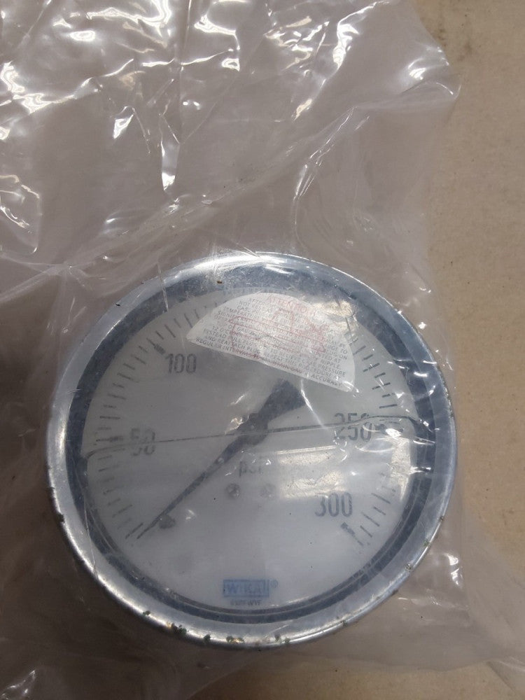 Wika 9314180 Industrial Liquid-filled Pressure Gauge Model 213.40 4 Inch,300 PSI