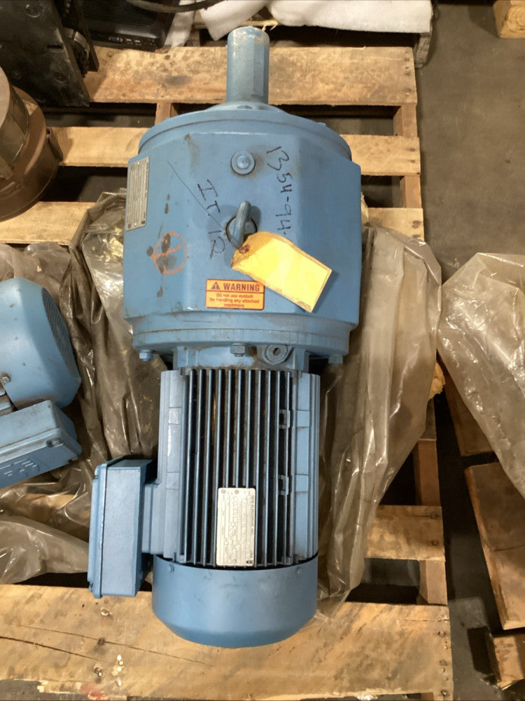 Sew-Eurodrive Gearmotor, Type: R93DV132S4, 51.60:1 Ratio,Reducer,7 1/2-HP Motor 