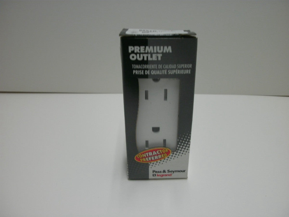 LEGRAND PASS & SEYMOUR 885TR-WCC RECEPTACLE DECOR DUPLEX WHITE 15A 125V NIB
