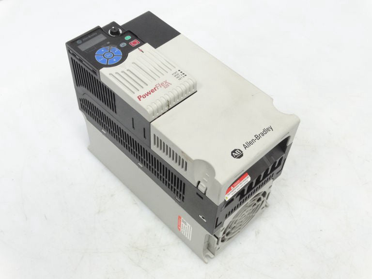 ALLEN BRADLEY 25B-D030N114   Drive - Used