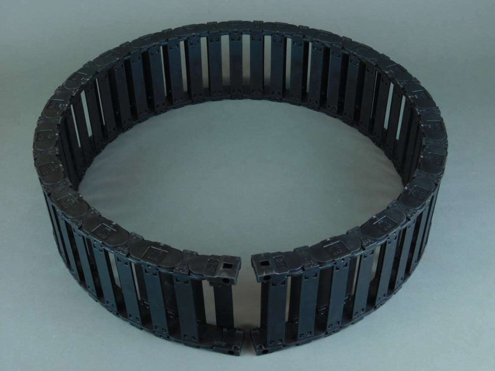 *Lot of 4* Igus E4-21-100-200 Energy Chain - NEW Surplus!
