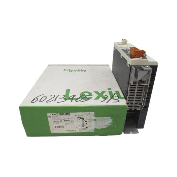 SCHNEIDER ELECTRIC LXM32MU90M2 115/230VAC 6A NSMP
