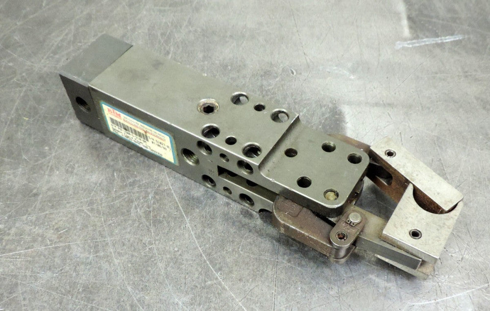 BTM PG-1500-D-210-BM Pneumatic Power Clamp