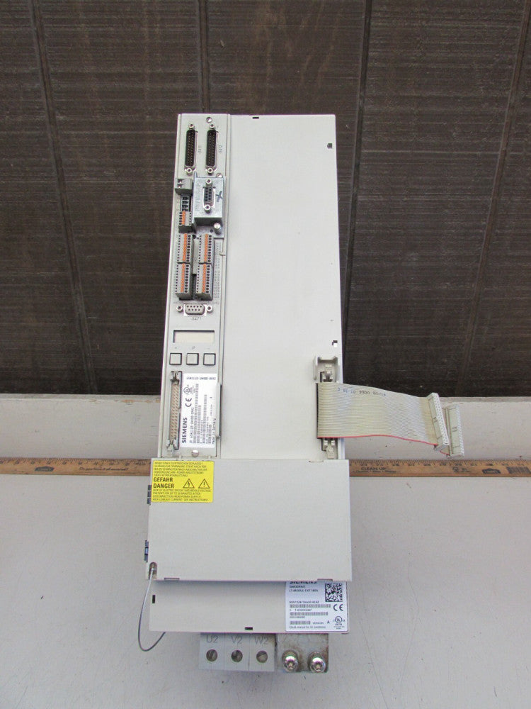 SIEMENS 6SN1124-1AA00-0EA2 160A LT MODULE with a 6SN1118-1NH00-0AA2 XLNT USED !!