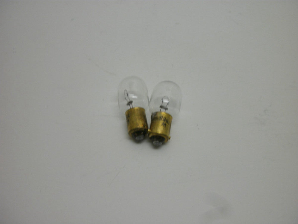 SYLVANIA 1855 MINIATURE LAMP BULB 6.3V .8A 5.04W T4 (Ba9s) C-2F SC (LOT OF 2)NNB