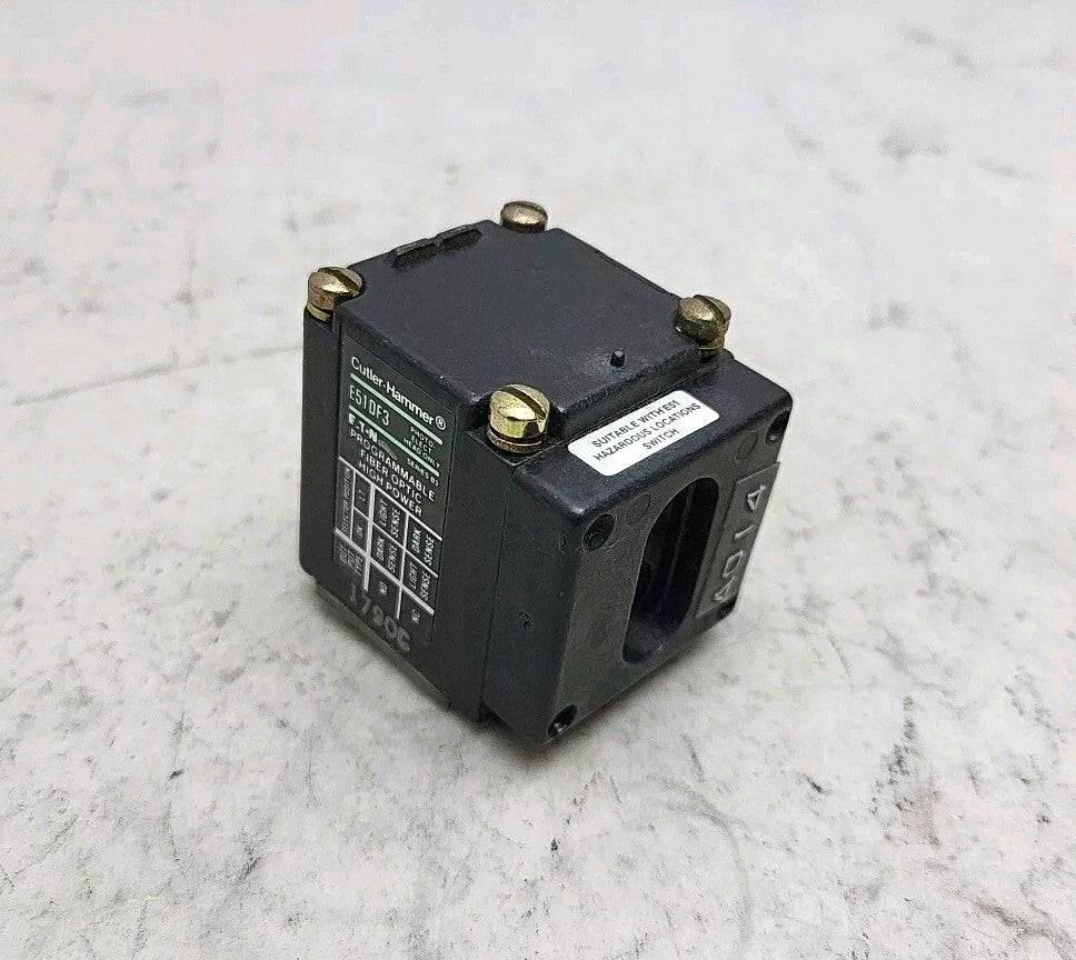 Cutler Hammer E51DF3 Photoelectric Head Fiber Optic Programmable 