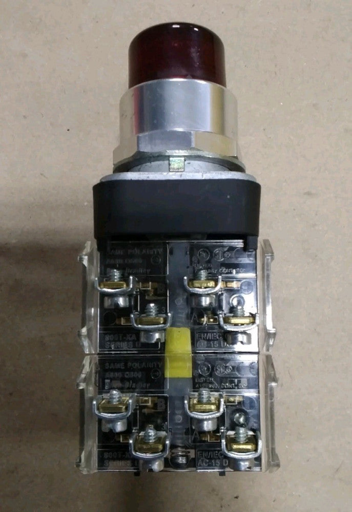 Allen Bradley  800T-QBH2R Ser U B67