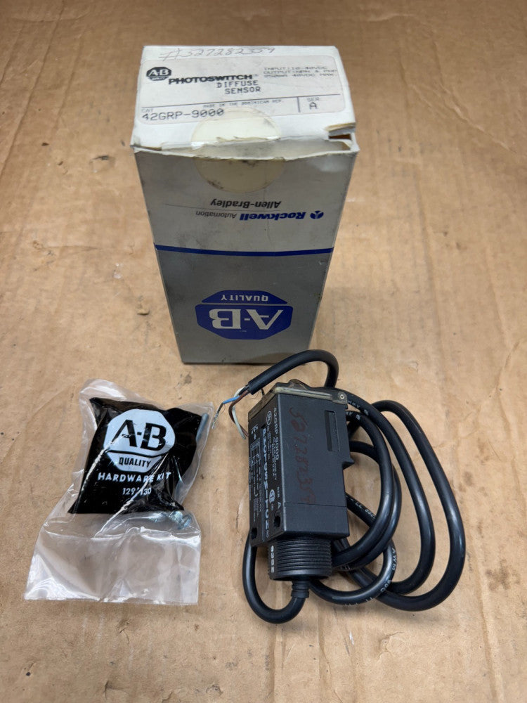 NEW IN BOX ALLEN-BRADLEY PHOTOSWITCH DIFFUSE SENSOR 42GRP-9000 SERIES A