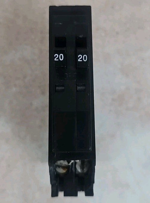 SQUARE D QOT2020 1 Pole 20Amp Twin Tandem Dual Circuit Breaker W/ Hook see pics