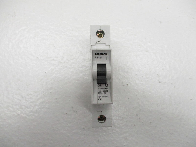 SIEMENS 5SX21-C6 6A 230/400V UNMP