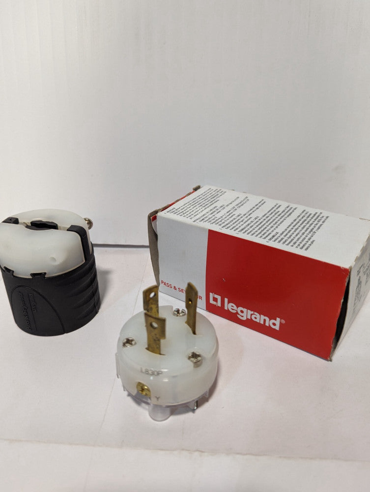 Pass & Seymour Legrand L830-P Turnlok Plug 30A, 480V, NEMA L8-30P 