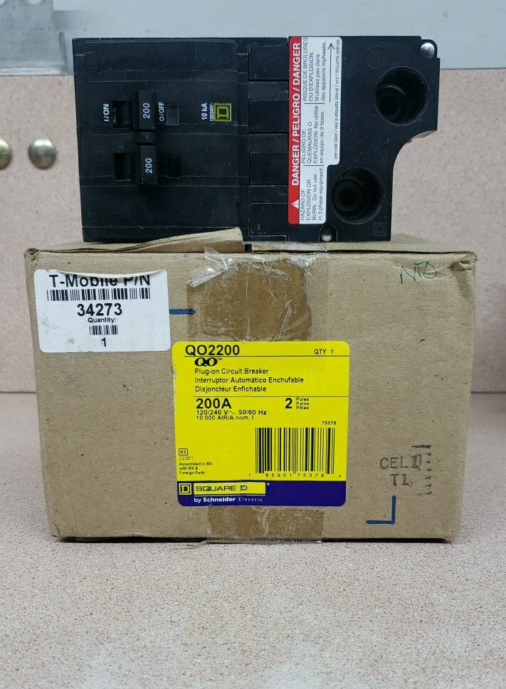 1-Square D QO2200 200 Amp 2 Pole 120/240V Plug-On Circuit Breaker NTO