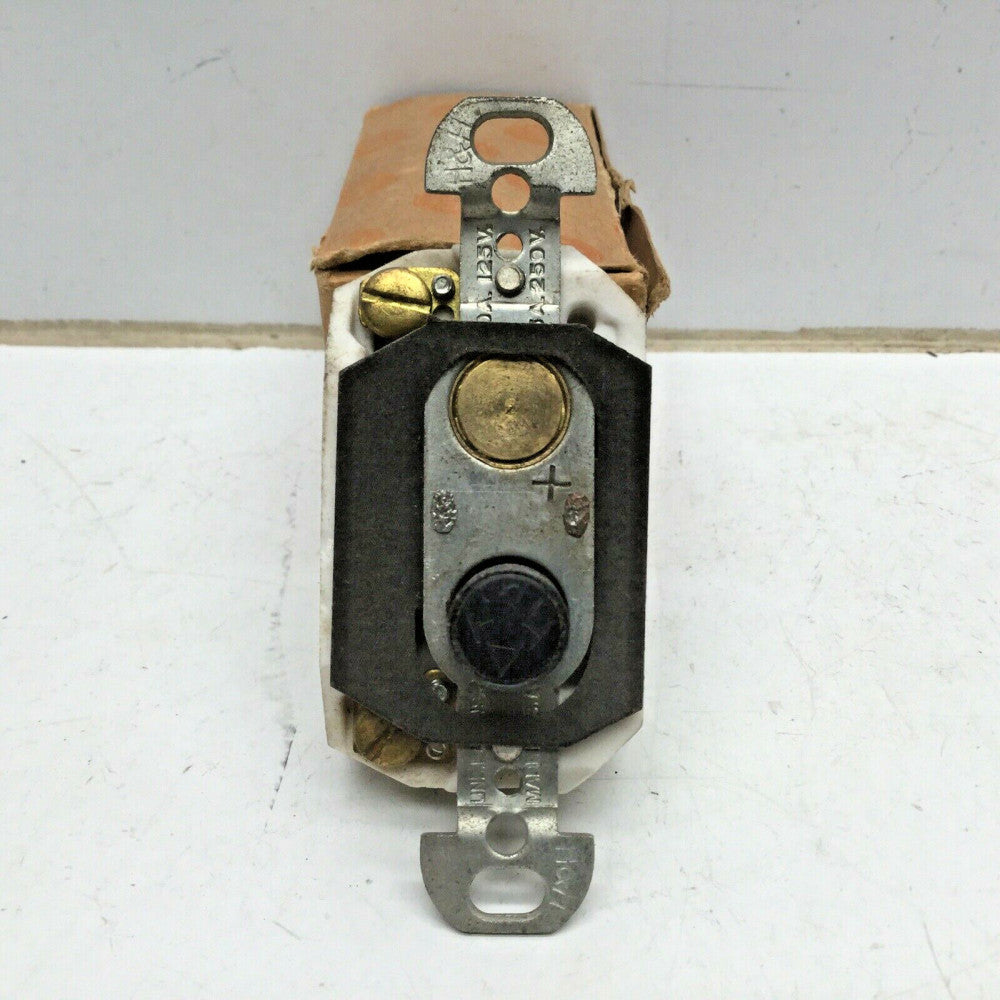 Arrow-Hart 1606 Single Pole Push Button Switch Momentary Contact 10A-125V 5A-250