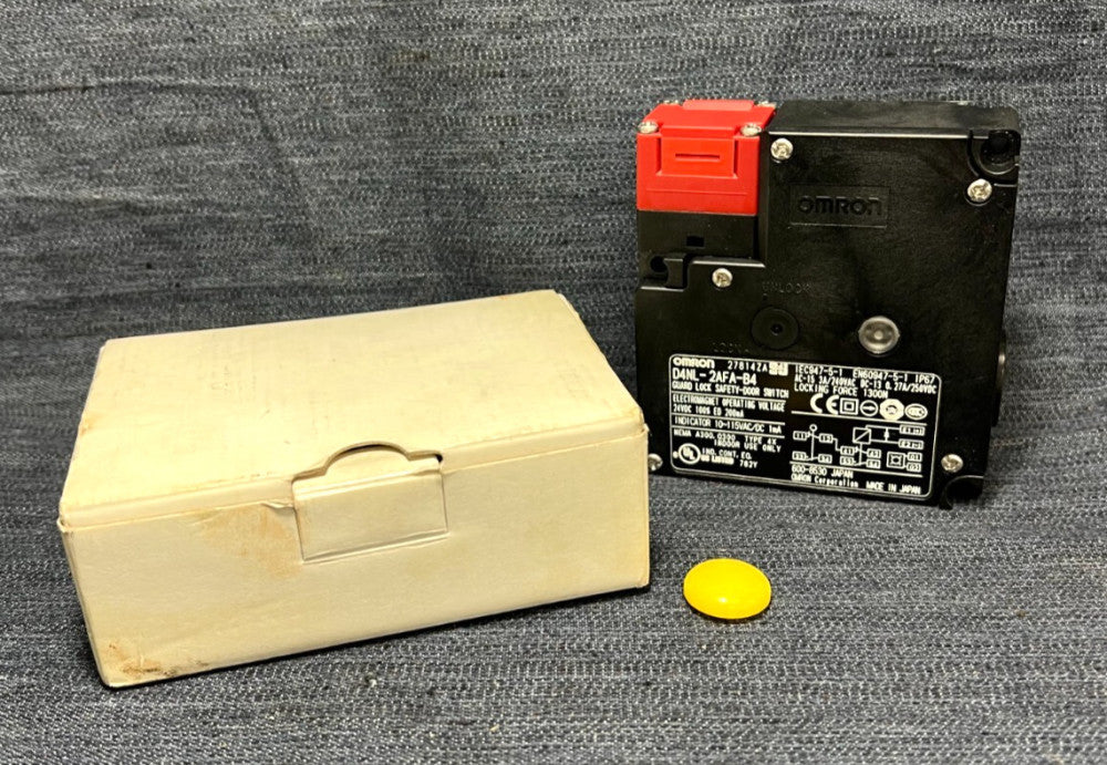 OMRON D4NL-2AFA-B4 GUARD-LOCK SAFETY DOOR SWITCH 23 COMM PORTS 24 WIRES IP67