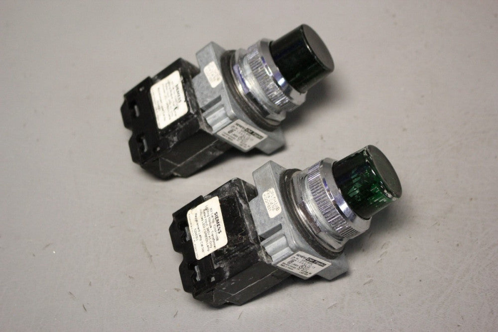 LOT OF 2 SIEMENS PILOT LIGHTS 52PL4HX