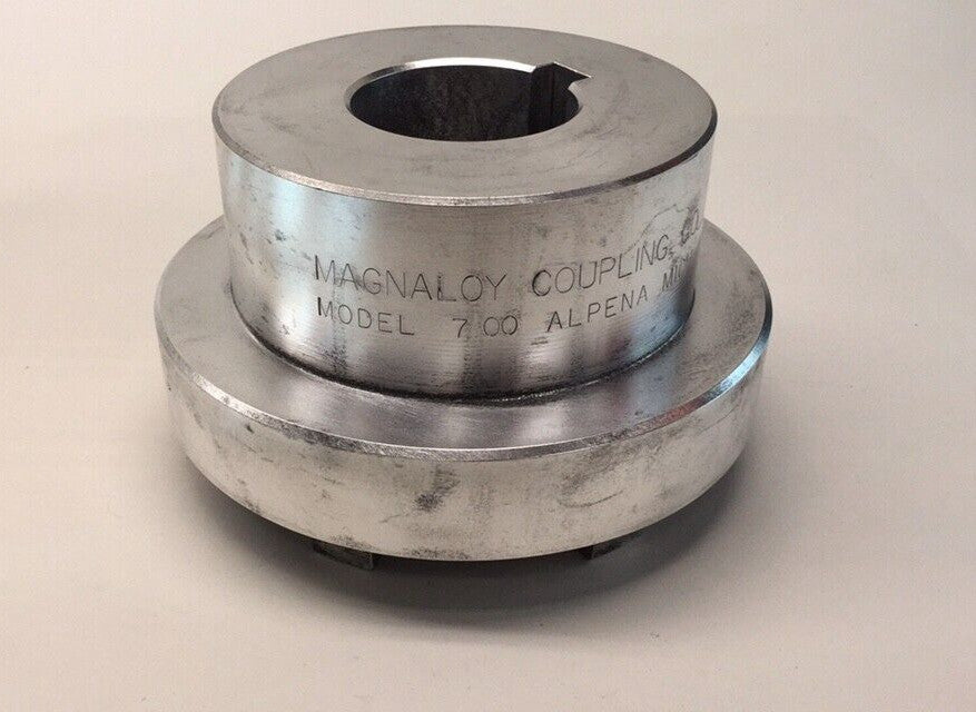 Magnaloy M70021220 Used Jaw Coupling 700 Hub 2-3/8 x 5/8 keyway M700-21220
