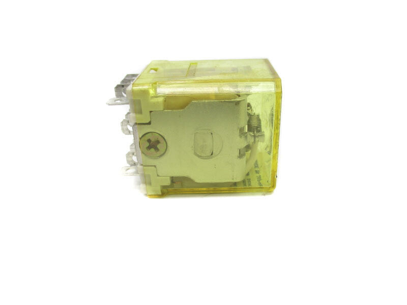 IDEC RH3B-U 120VAC UNMP