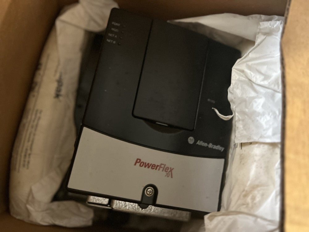 Allen Bradley 20AD8P0F0AYNANC0 5 HP PowerFlex 70 AC Drive, Ser 20A, 460V 8 Amps