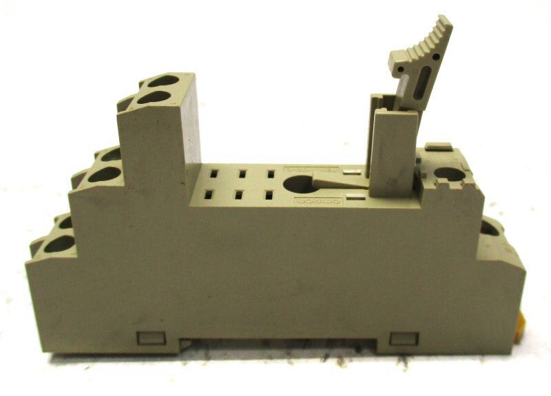 OMRON P2RF-08-E UNMP