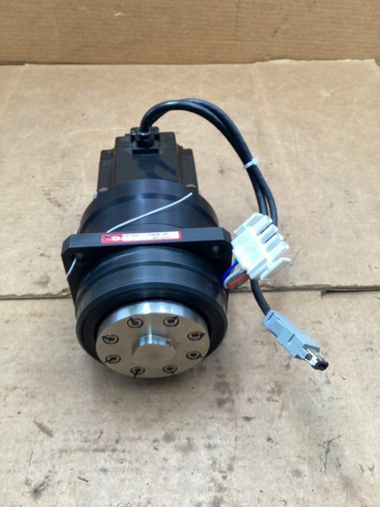 Yaskawa AC Servo Motor SGMPH-04AAAGB01; 400W 200V 2.6A