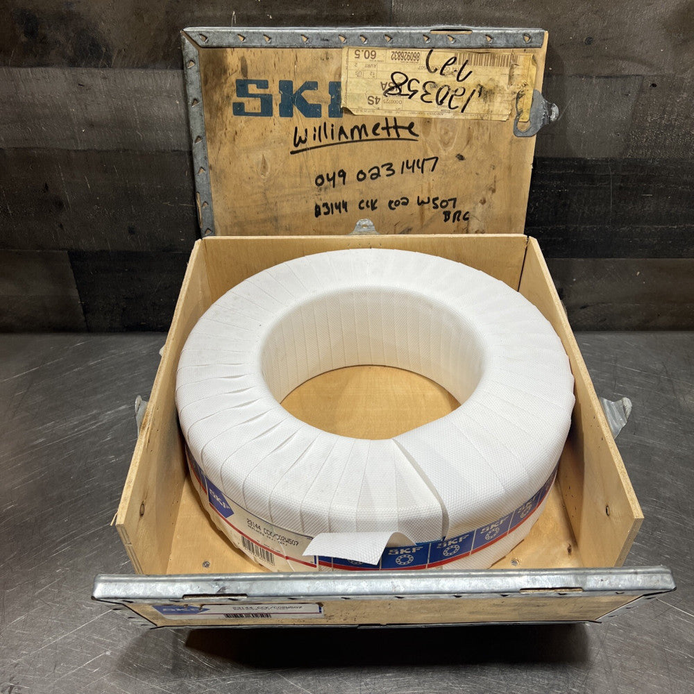 SKF 23144 CCK/C02W507 Explorer Spherical Radial Bearing 220mm Bore Nos Surplus
