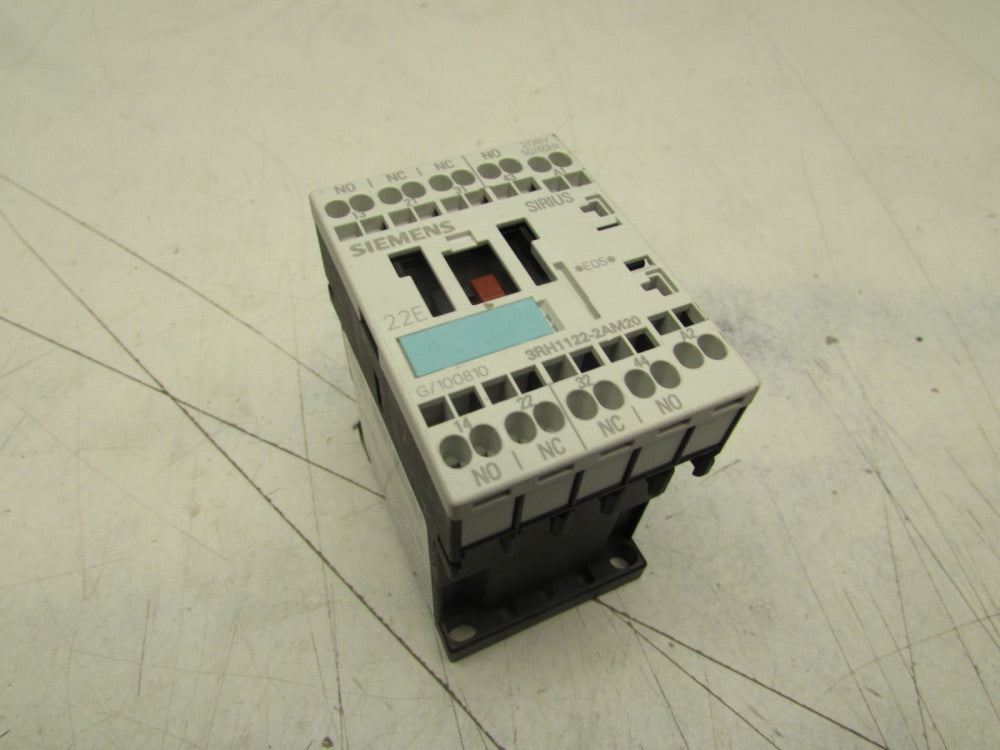 SIEMENS SIRIUS CONTACTOR 3RH1122-2AM20 208V-COIL 50/60HZ XLNT MAKE OFFER!!