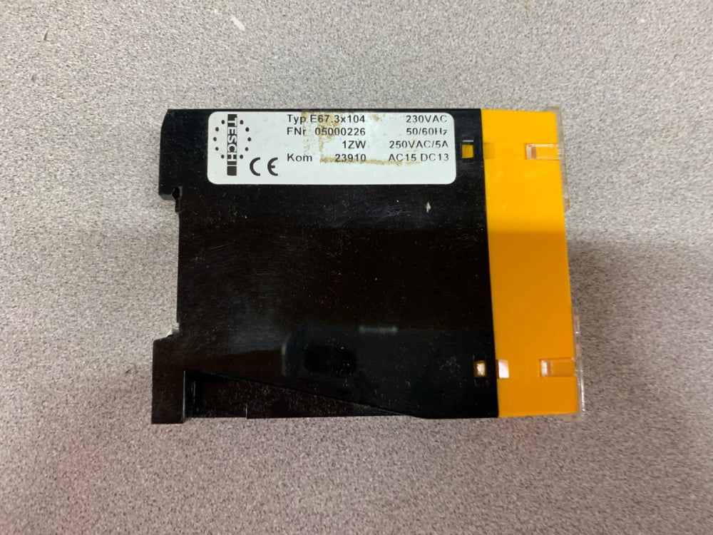 NEW TESCH 05000226 RELAY E67.3X104