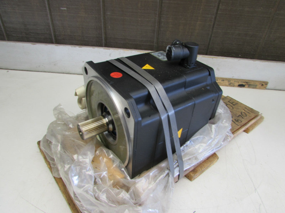 SIEMENS / KUKA 1FK6101-8AF91-1ZZ9-Z, SERVO MOTOR 4.77KW 9.3A 207V NEW MAKE OFFER