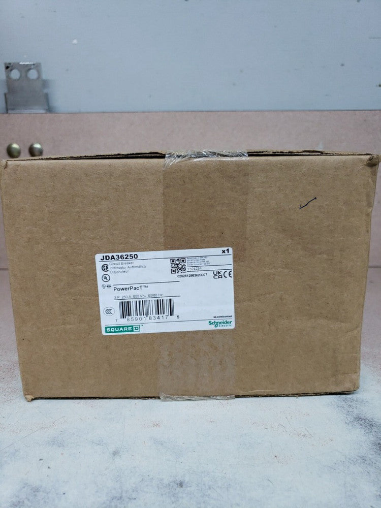 NEW  Square D - JDA36250 - Molded Case Circuit Breaker - 250A, 3-Phases, 600V
