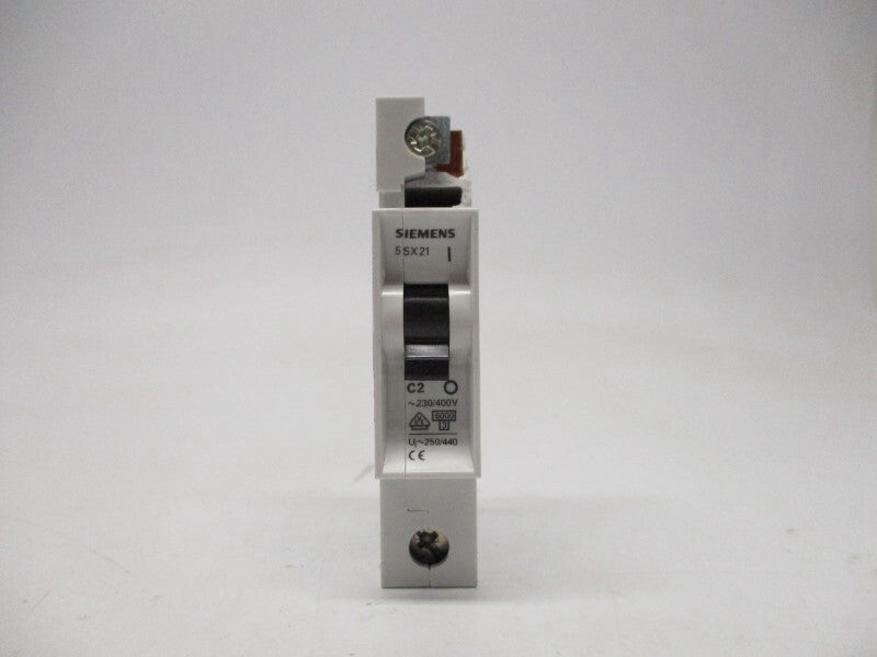 SIEMENS 5SX21-C2 2A 230/400V UNMP