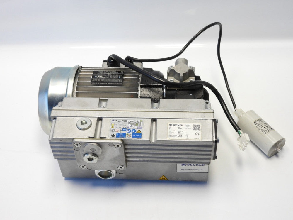 2022 Becker 05.21/0-71 Rotary Vane Vacuum Pump with .75-.90kW 110/120V Motor