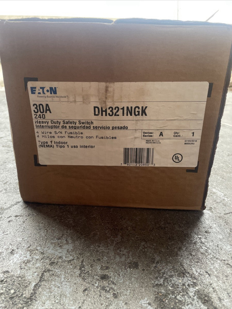 1. Eaton DH321NGK Fusible Disconnect Switch 30A 240VAC 3P NEMA 1