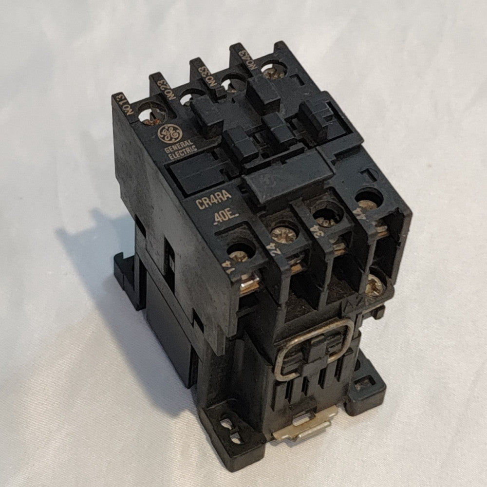 GENERAL ELECTRIC CR4RA.40E CONTACTOR 3PH