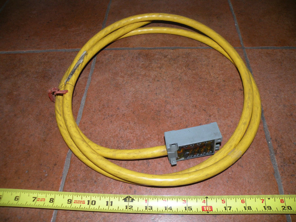 CUTLER-HAMMER LIMIT SWITCH RECEPTACLE W/ ~7FT. CABLE E50RBS