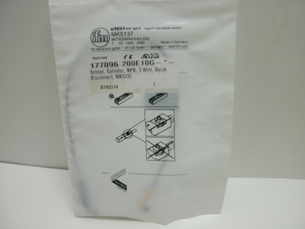 IFM EFECTOR MK5137 T-LOT CYLINDER SENSOR 3 WIRE QUICK MKT3020BANKG/A/0,3/AS NIB