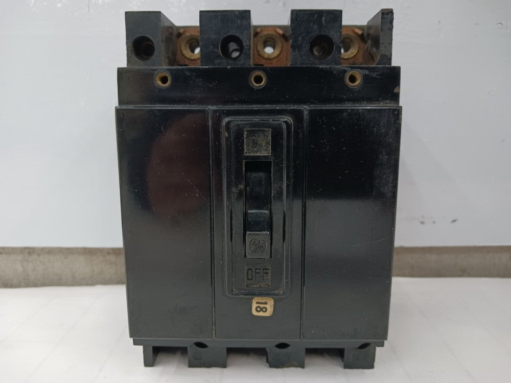 GE 20 AMP CIRCUIT BREAKER 3 POLE 240 VAC TE32020