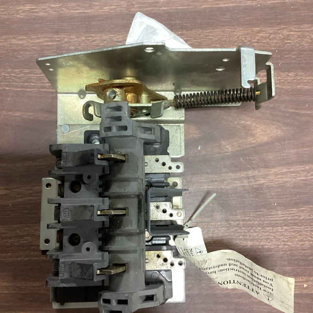 Allen-Bradley 1494V-DS30 Disconnect Switch Ser. D 30A 600Vac 250Vdc