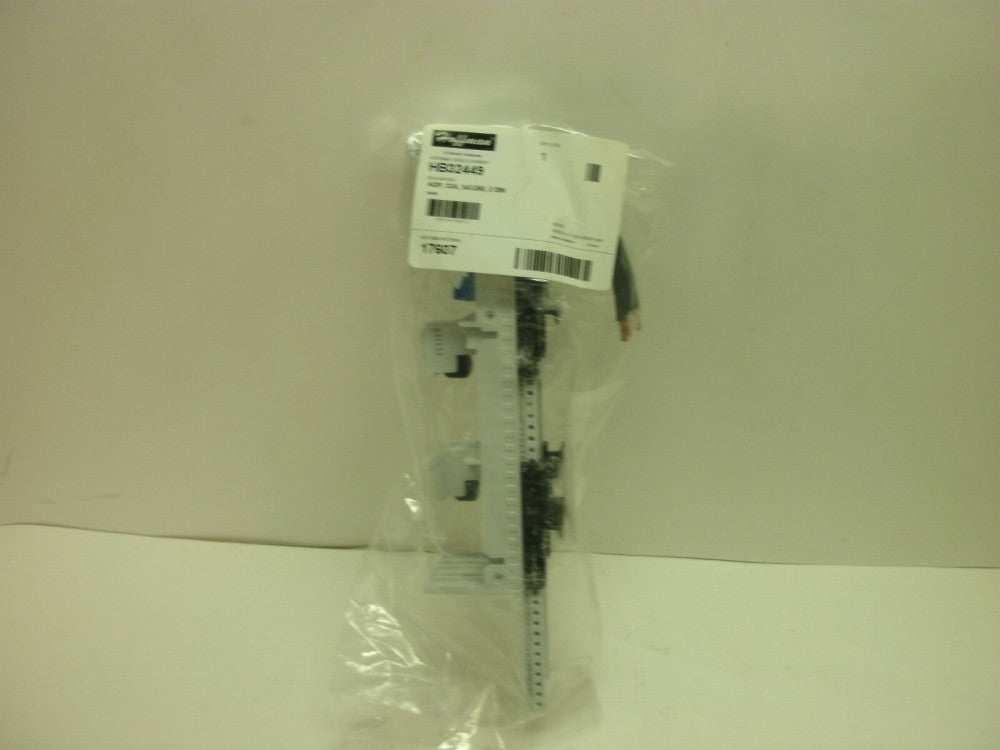 HOFFMAN PENTAIR HB32449 ADP, 32A, 54X260, 2 DIN NVENT NEW IN BAG