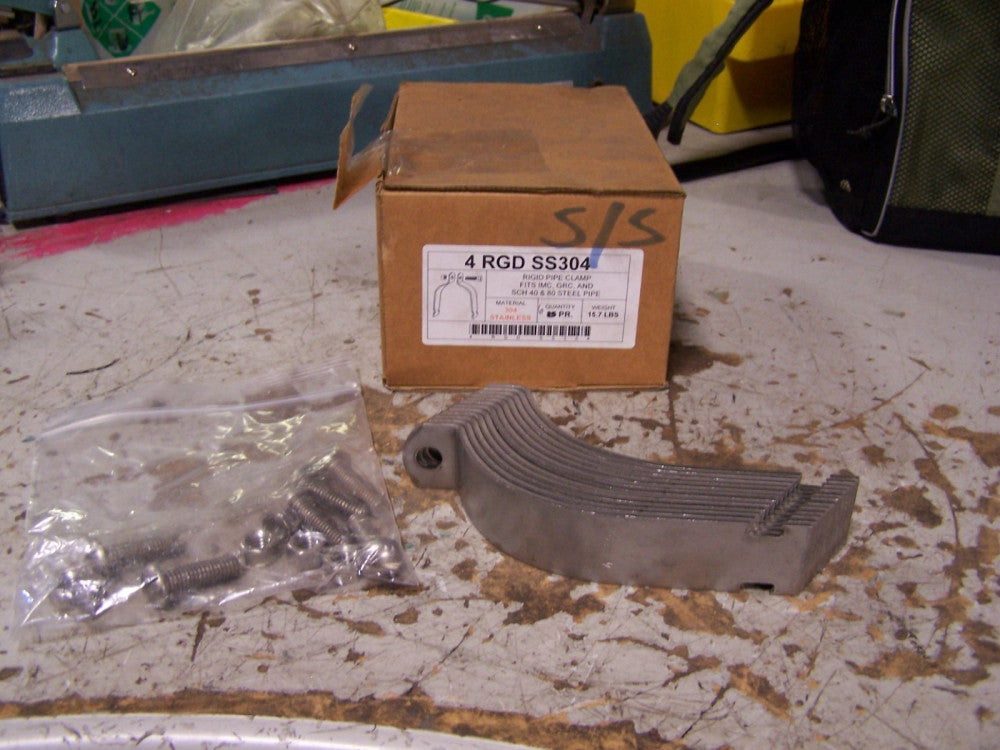 (6) NEW 4" STAINLESS STEEL RGD SS304 RIGID PIPE CLAMP FITS IMC,GRC,SCH 40