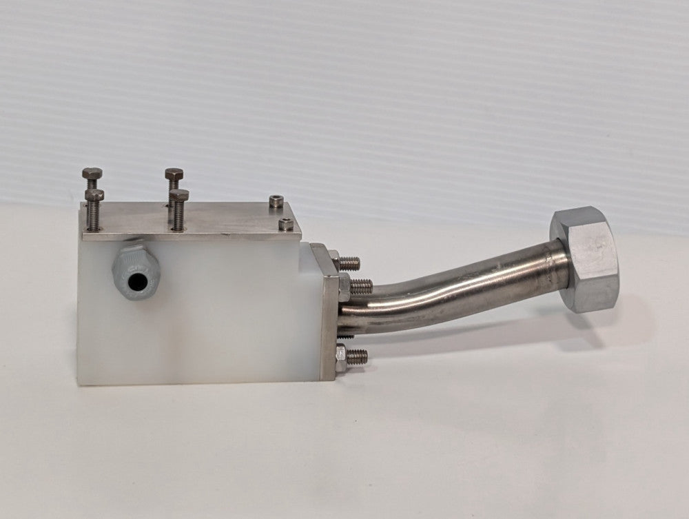 Unbranded Stainless Injector / Nozzle Assembly, UHMW Block, 1" FNPT
