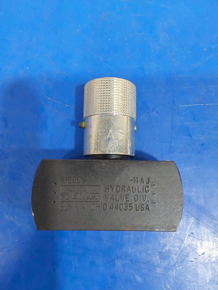 Parker N1200S Hydraulic Control Valve: 1" Inlet,  25 GPM, 5,000 PSI