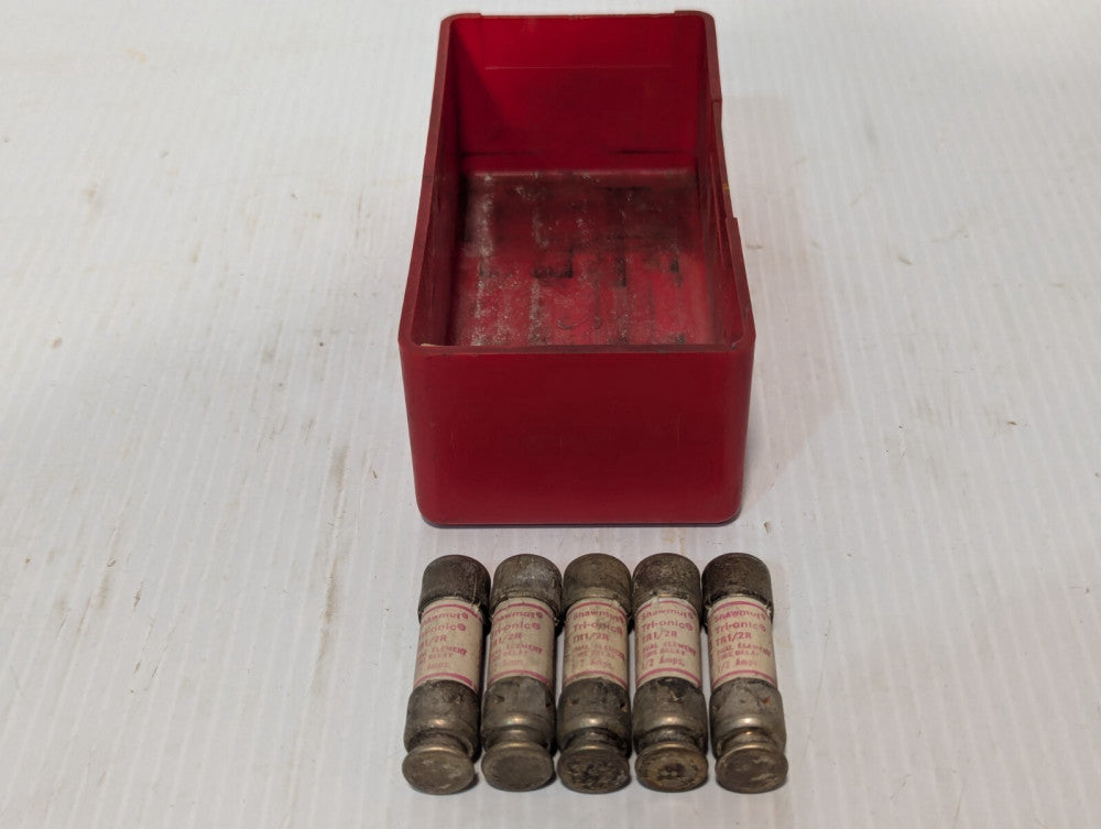 Lot of 5 Shawmut TR1/2R Time Delay Current-Limiting Fuses, 0.5A, 250vacvdc