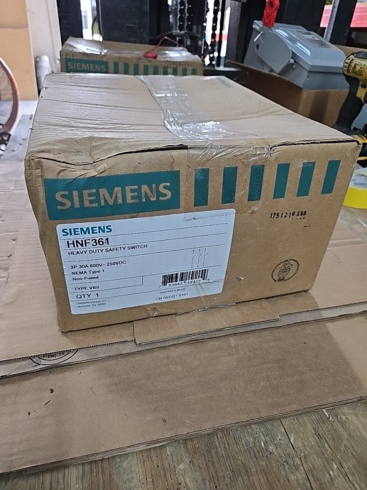 SIEMENS NON FUSED HEAVY DUTY INDUSTRIAL SAFTEY SWITCH HNF361