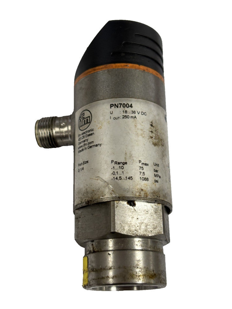 IFM PN7004 ELECTRONIC PRESSURE MONITOR 10 BAR 145 PSI 1 MPA THREADED CONNECTION