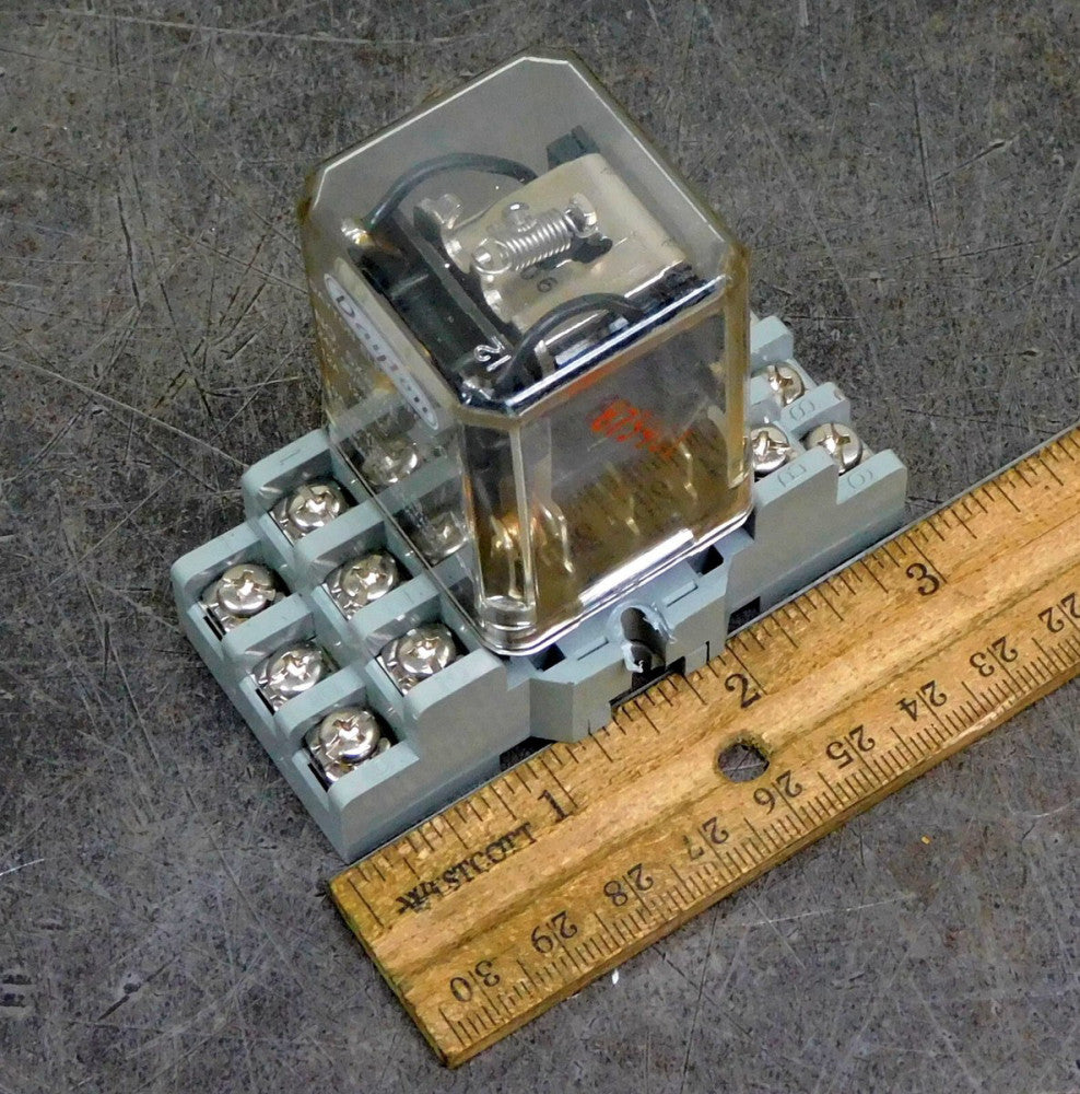 Dayton 5X837E General Purpose Relay 120V AC 12A 50/60 Hz